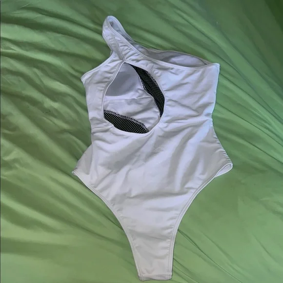 Stylish One Piece Swimsuit one shoulder - White and Black - Picture 6 of 8